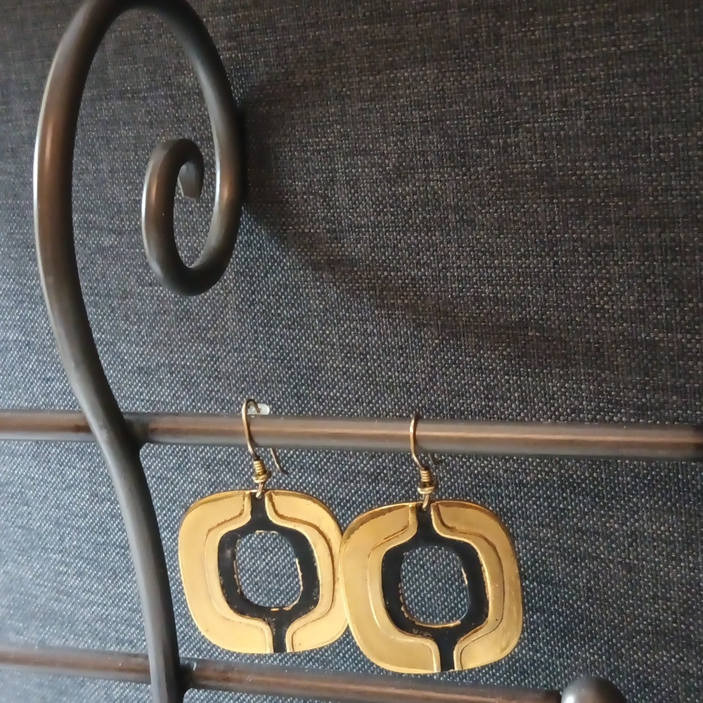 Vintage Laurel Burch Gold and Black Earrings - Picture 5 of 9